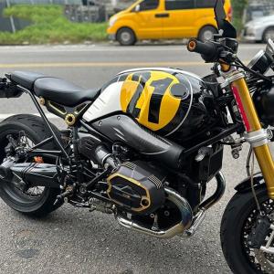 BMW RnineT フルエキゾースト マフラー シルバー FCRオリジナル