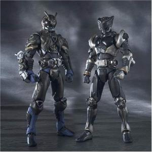 S.H.Figuarts 仮面ライダー龍騎サバイブ＆ドラグランザーセット(中古品