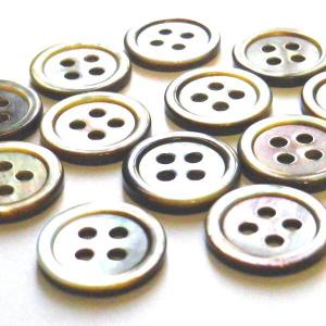 貝ボタン 黒蝶貝 10mm 定番型貝ボタン ボ...の詳細画像1