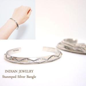 NAVAJO ナバホ sterling スタンプワーク ライトグリーン　黄緑 楽天市場】インディアンジュエリー ナバホ族 Sunshine Reeves