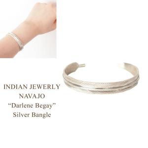 インディアンジュエリー ナバホ "DARLENE BEGAY" フェザー シルバー バングルINDIAN JEWELRY NAVAJO Silver Bangle｜navie