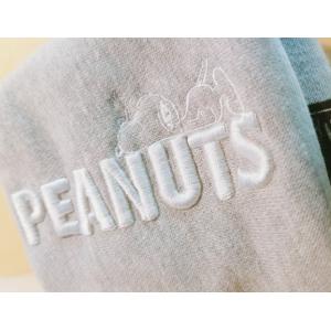 定形外なら 240で全国へ Snoopy スヌーピー おにぎりポーチ 刺繍 Wh Gy ねそべりスヌーピー スエット地 Spb 870 雑貨 小物入れ グッズ 超定番 収納 グレー
