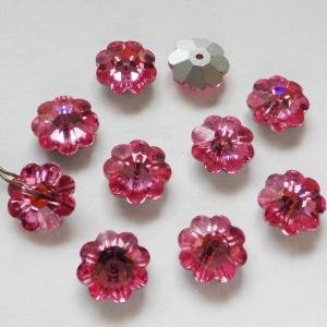 スワロフスキーヴィンテージ Art.5301 オペークピンク 10mm やや難
