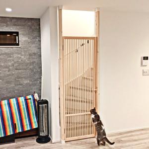 ねこ専用脱走防止扉【にゃんがーど】穴あけ不要の...の詳細画像1