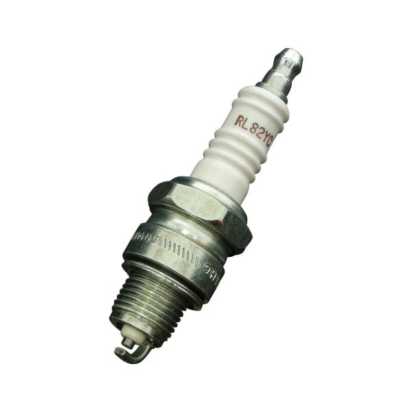 チャンピオンスパークプラグ　ＲＬ８２ＹＣ