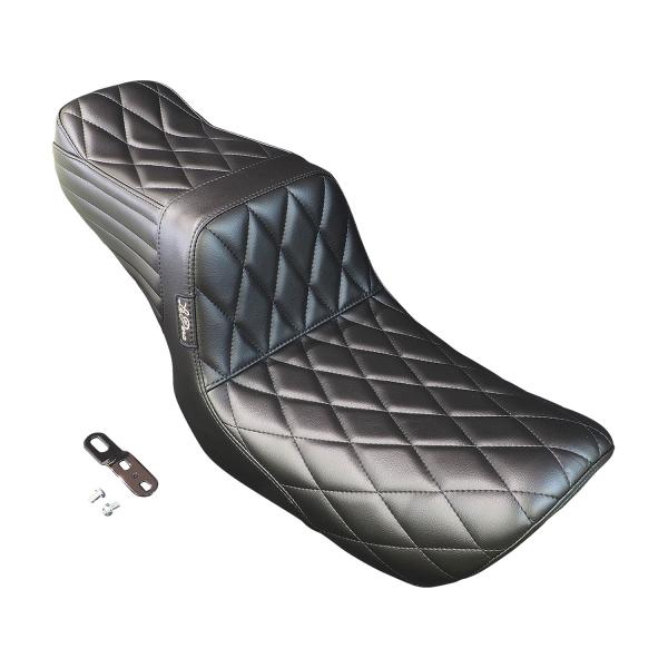 テールウィップシート　ダイヤモンドステッチ　０４−０５ｙ　ダイナ