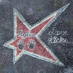 [CDA]/Kylee/Love Kicks...