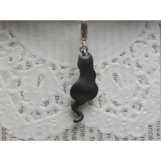 黒猫ペンダントトップ　クロネコ　日本製　SILVER925