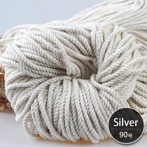【お取り寄せ】( マクラメ ) 90s Silver ニュートラル コットン マクラメ │ 4mm太さ 360g (かせ糸)