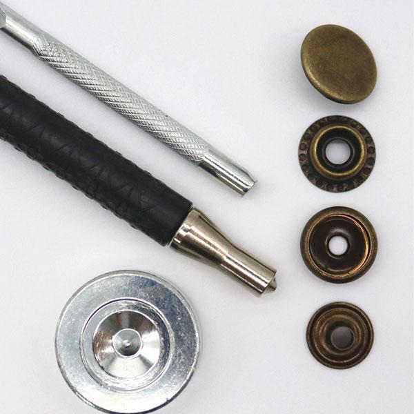 ( パーツ ) 打ち具付き ジャンパーホック 15mm  24組入 │  打ち具付き【 商用利用可 ...