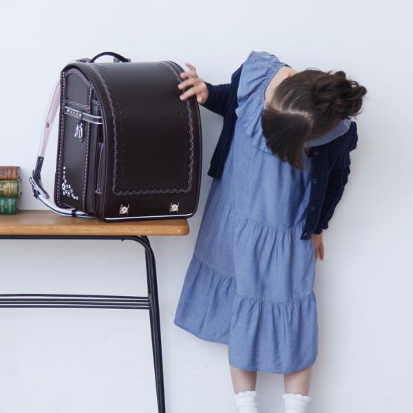 ランドセル　女の子　2020　プチフルール 　クラリーノ　フィットちゃん　小花の型押しと刺繍のランド...
