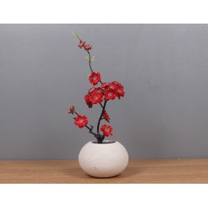 造花 梅の花 小枝 白いフラワーポット入り 和風 (レッド)