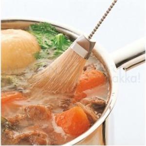 マーナ　MARNA  ポアソンキッチン　あくとりブラシ　在庫処分品　K177