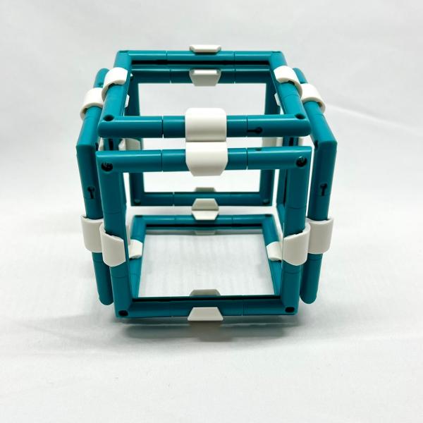 ハムスターキューブ 6cm 1ピース 遊び場 運動 ストレス発散 おもちゃ 透明 クリア 小動物 ペ...