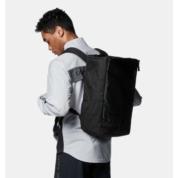 (アンダーアーマー）UNDER ARMOUR ＵＡ　Ｃｏｏｌ　Ｔａｒｐａｕｌ　ｉｎ　Ｂａｃｋｐａｃｋ...