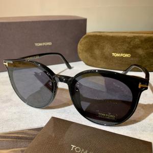 【送料無料】【正規品・新品】 TOMFORD トムフォード TF807 FT0807 01A サングラス メガネ 眼鏡 メンズ レディース 並行輸入品｜nextore