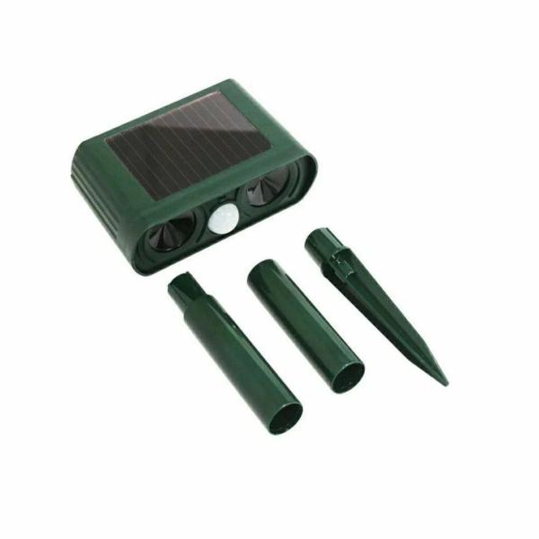 動物撃退器 LEDライト 超音波 猫よけ カラス ネズミ 対策 害獣駆除 動物駆除 防水 広範囲感知...