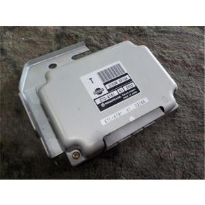 ホンダ 純正 フィット 《 GP6 》 左フロントロアアーム 51360-T5A-J01