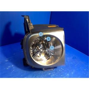 日産（NISSAN） キューブ ヘッドライト左右 HID Z11 BNZ11 中期 1769 5