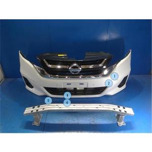 日産 純正 セレナ 《 GC27 》 フロントバンパー P60403-26003874