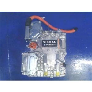 トヨタ 純正 シエンタ 《 MXPL10G 》 右ヘッドライト P70300-25008834