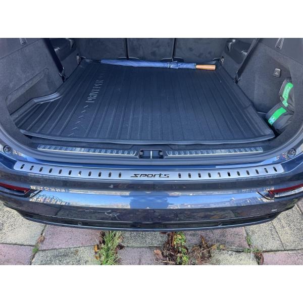 【並行輸入品】Luyhok 車用 ステンレススチール リアバンパープロテクター ボルボ XC90 2...