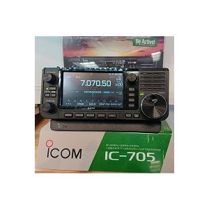 IC-705 HF+50MHz+144MHz-430MHz&lt;SSB/CW/RTTY/AM/FM/DV&gt;トランシーバ