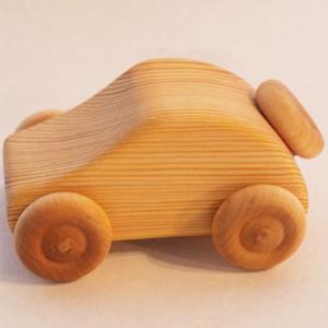 木のおもちゃ 車 2歳 3歳 4歳 子供 誕生日プレゼント　北欧のクーペ｜nicoly
