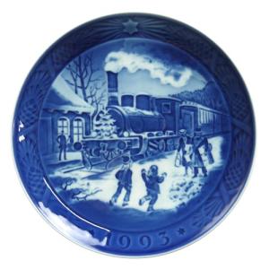 <新品未使用>ロイヤルコペンハーゲン 2025年 イヤープレート 　皿立て付 楽天市場】ロイヤルコペンハーゲン イヤープレート2025年【証明