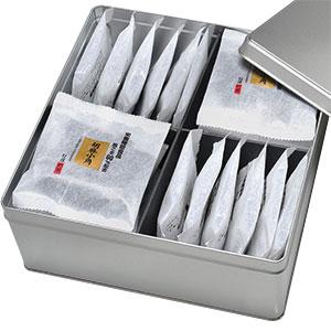 日光おかき 胡麻小角(化粧缶入)国内産米100% 日光 おかき せんべい 煎餅 ギフト ごま 栄養機能食品(カルシウム マグネシウム) お歳暮 お中元 のし無料