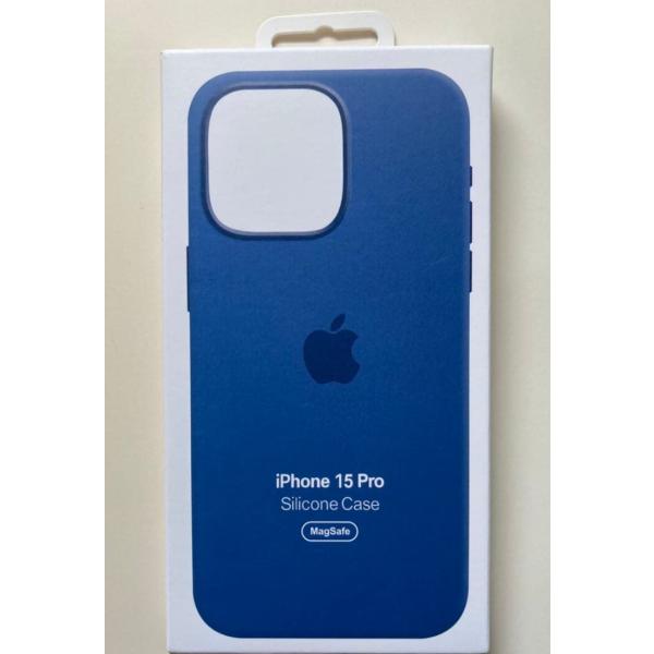 新品  iPhone 15 Pro シリコーンケース ウインターブルー