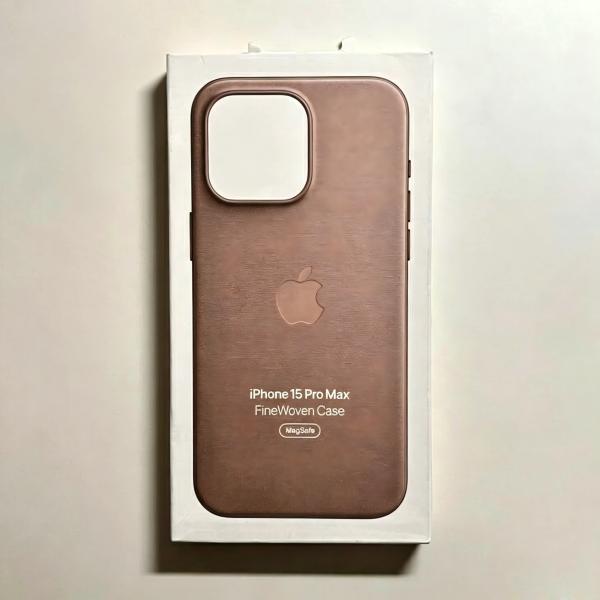 MagSafe対応 iPhone 15 Pro Max ファインウーブンケース・トープ 新品