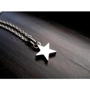 仁尾彫金『一つ星ブラックダイヤフラットシルバークロス』ハンドメイド 