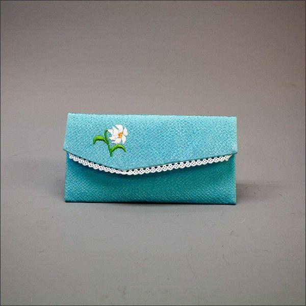 創価学会　念珠入/念珠ケース 水色のちりめん　白ゆり刺繍入　マジックテープ付