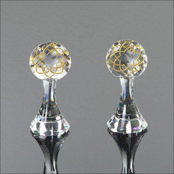 創価学会仏具　クリスタル八葉徳利Ａ型　ダイヤカット