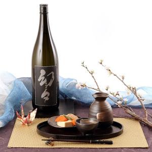 日本酒 純米大吟醸酒 三ヶ根山麓の軟水で醸造した吟醸酒 清酒 純米大吟醸 幻々 箱入 １．８Ｌ 山崎...