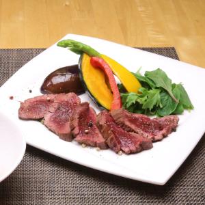 国産ダチョウ肉 モモ お徳用 約650g ダチョウ肉 国産 もも肉 精肉 ダチョウ ステーキ 美里オーストリッチファーム｜nipponselect