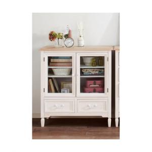 優しい雰囲気を感じられるアンティーク風の キャビネット Y ニッセン nissen