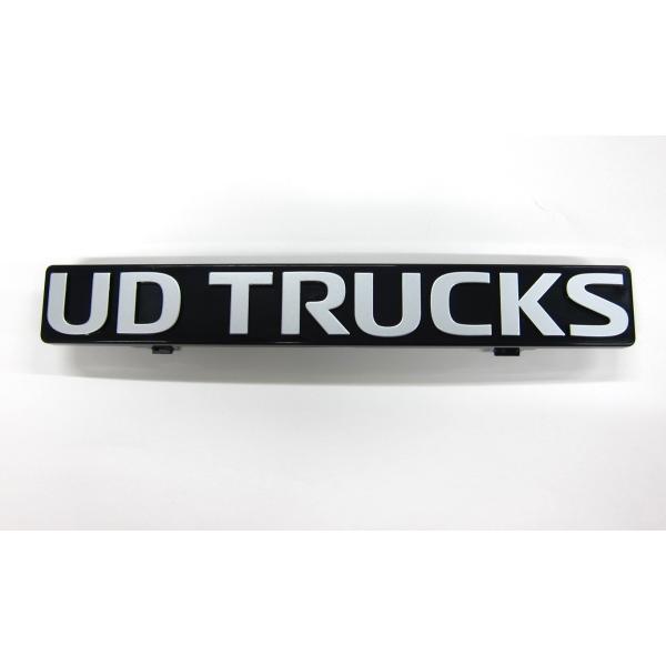 ★フロントエンブレム「UD TRUCKS」　65892-3Z00A　クオン　CG5CA　UDトラック...