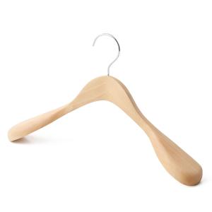 ニトリ（NITORI） かさばりにくい木製ハンガー(ユーカリ 幅38cm 5本組