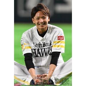 練習に取り組む東浜【東浜巨2017-12】写真プ...の商品画像