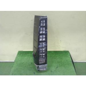 中古 ヴォクシー DBA-ZRR80W 左テールランプ 3ZR-FAE 1F7 28-232 81561-28640｜no7-way