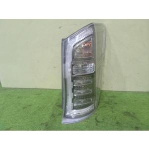 ワゴンR ワゴンR 5AA-MH95S 右 ヘッド ランプ ライト ZVD 100