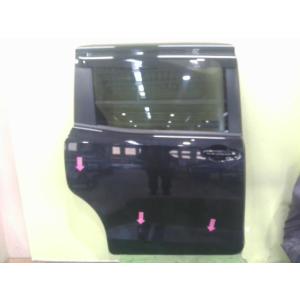 ヴォクシー DAA-ZWR80G 右RドアASSY 2ZR-FXE 202  67003-28630...