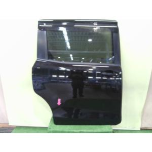 ノア DBA-ZRR85G 右RドアASSY 3ZR-FAE 202  67003-28650 中古