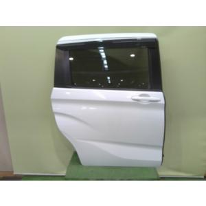 フリード DAA-GB8 右RドアASSY LEB-H1 NH788P M31Q8 67510-TD...