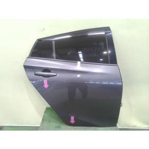 プリウス DAA-ZVW55 右RドアASSY 2ZR-FXE 1G3  67003-47210 中...