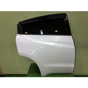ヴェゼル DAA-RU4 右RドアASSY LEB-H1 NH788P M2L4 67510-T7A...