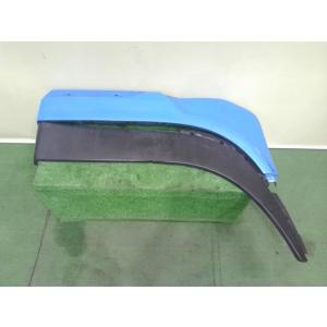 UDトラクター ADG-GK4XAD 右Fフェンダー GE13T 会社色  63111-0Z01C ...