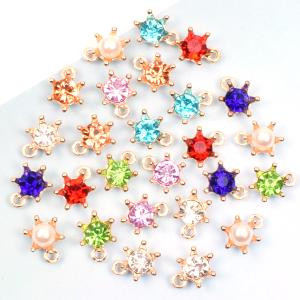 【メール便可】【1個】王冠ストーンチャーム 8種類 11mm×17mm ゴールド ガラスストーン クリスタル 石 パール クラウン アクセサリーパーツ ハンドメイド